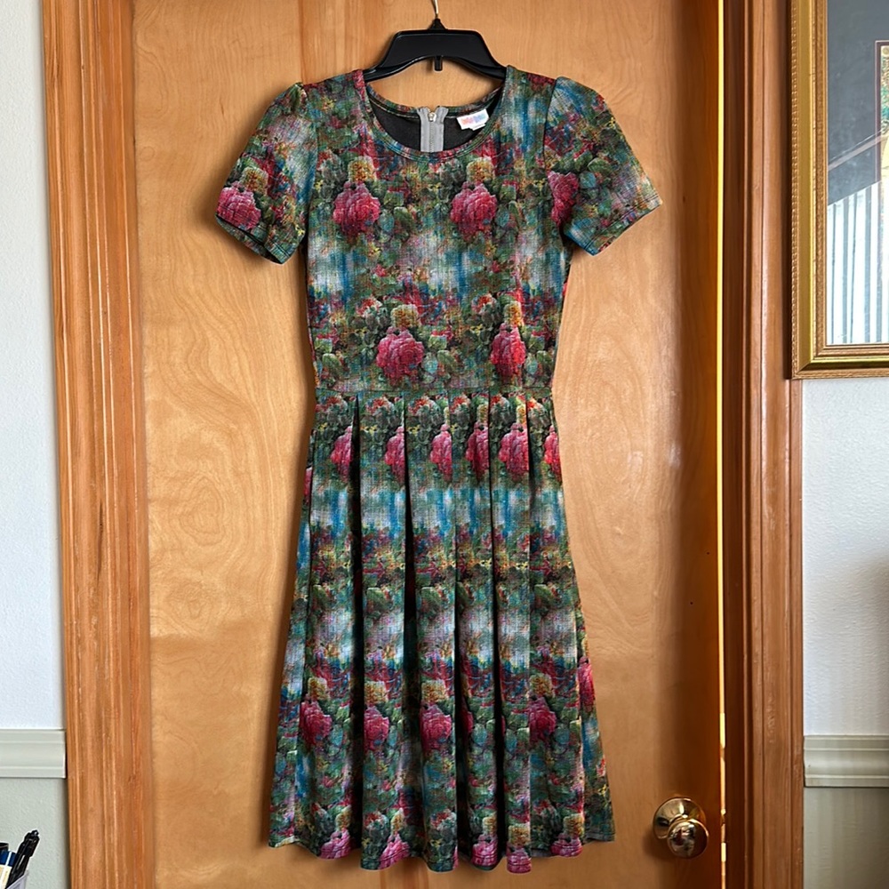 Floral “tea party” Lularoe Amelia